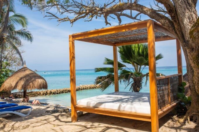 Rosario Islands Upscale Day Tour - Booking and Cancellation