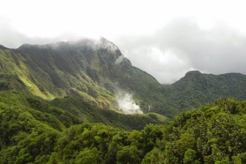 Roseau: Boiling Lake Challenge Hiking Tour With Local Guide - Key Points