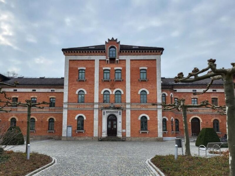 Rosenheim: Escape Game - Self-Guided Crime Tour - Investigating Fictitious Crimes