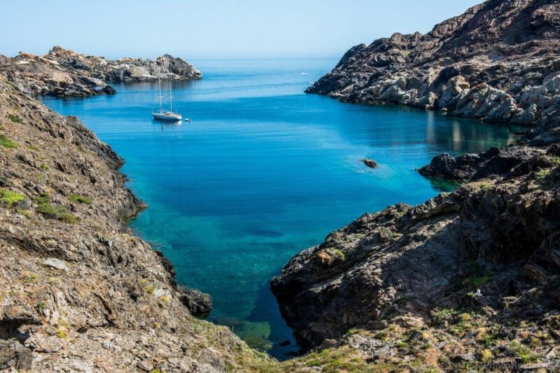Roses: Cadaqués&Underwater Vision :Magic on the Costa Brava - Savoring Mediterranean Cuisine