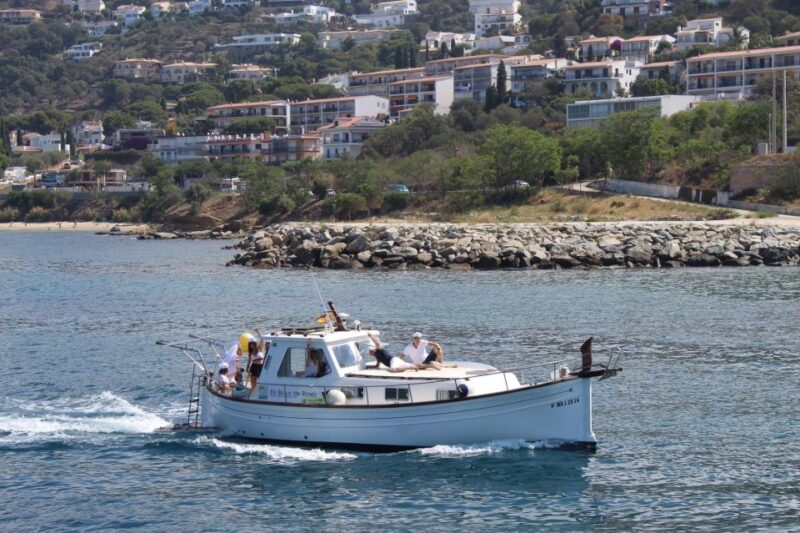 Roses: Private Cruise in the Natural Park of Cap De Creus - Duration and Capacity