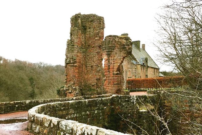 Rosslyn Chapel - Melrose Abbey - Lowlands - Tour Participation and Group Size