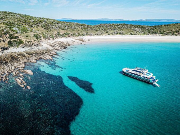 Rosslyn: Great Keppel Island Return Ferry Transfer - Weather Policy and Accessibility