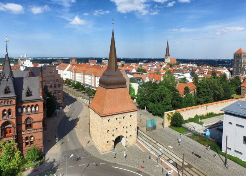 Rostock: Guided Tour of the Historic City Center - Exploring the Cityscape