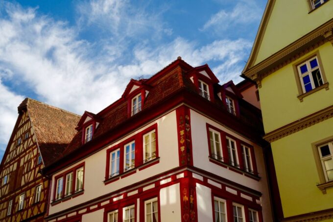 Rothenburg: First Discovery Walk and Reading Walking Tour - Exploring Rothenburgs Landmarks