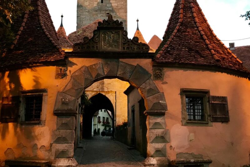 Rothenburg: Highlights Self-Guided Scavenger Hunt & Tour - Walking Distance and Duration