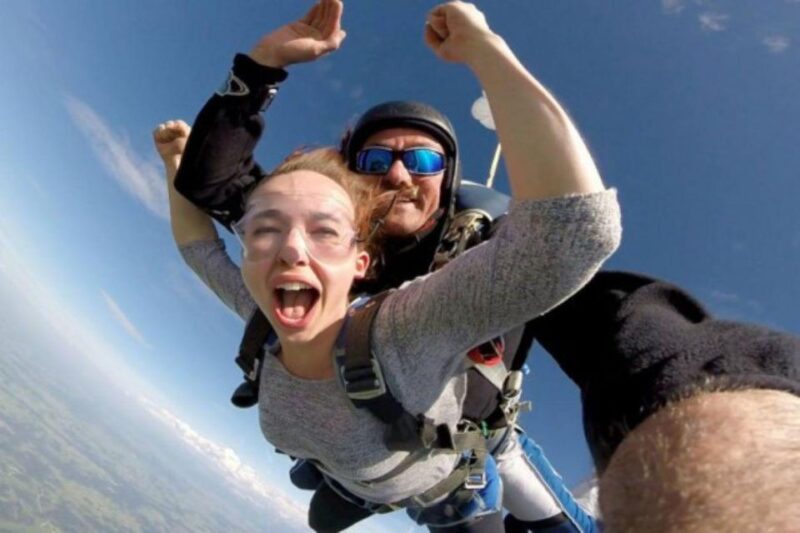 Rothenburg Ob Der Tauber: Tandem Skydiving Experience - Glide Time and Landing