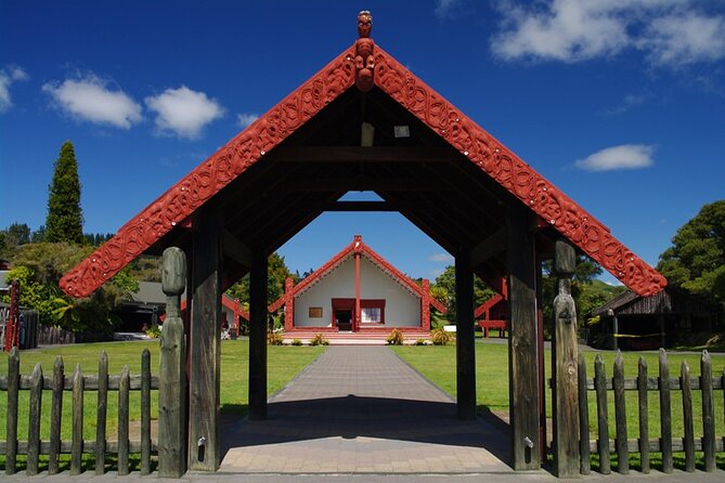 Rotorua Discovery Te Puia Tour - Transportation and Logistics