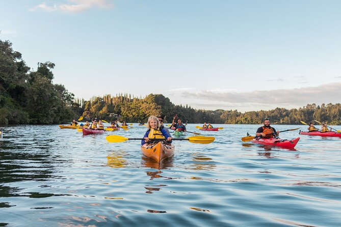 Rotorua: Evening Starlight Gourmet Kayak Tour Glowworms - Tour Duration and Schedule