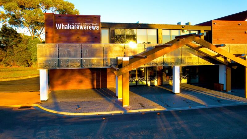 Rotorua: Whakarewarewa Village Guided Tour - Customer Reviews and Ratings
