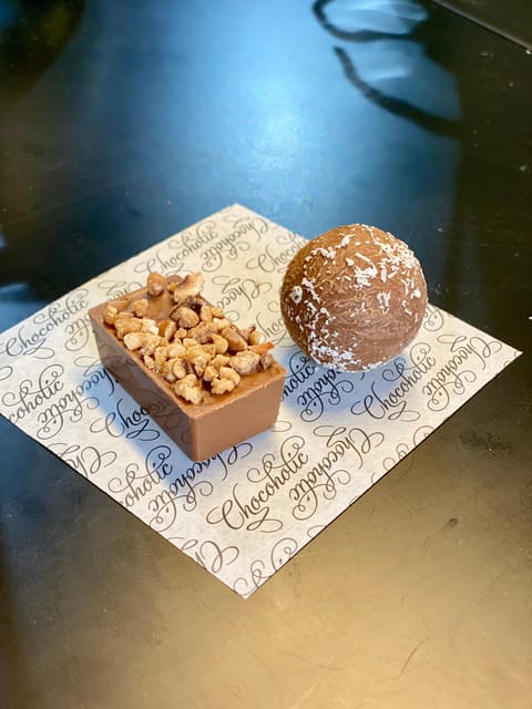 Rotterdam: 4-Hour Food Tour - Self-guided - Exploring the Markthal