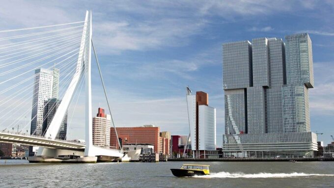 Rotterdam: De Rotterdam, Cube Houses, Water Taxi and Market Hall - Rooftop Visit