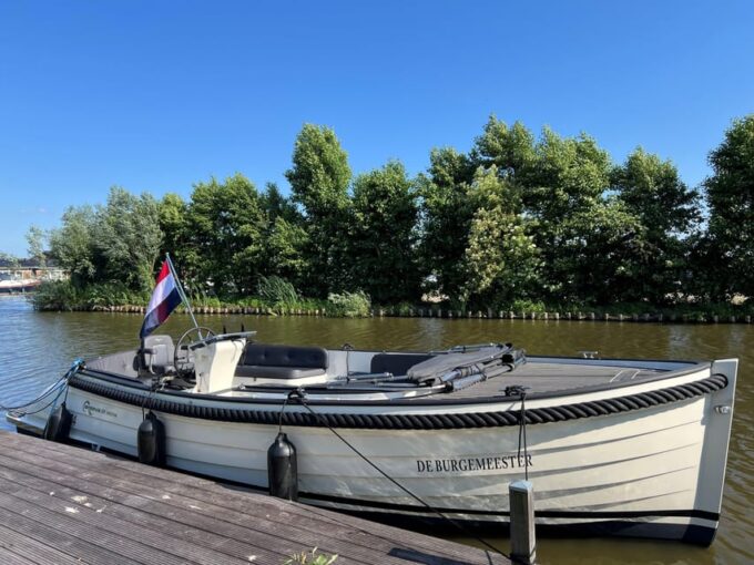 Rotterdam: Green Heart Midden-Delfland: Luxury Boat Tour - Departure and Meeting Point