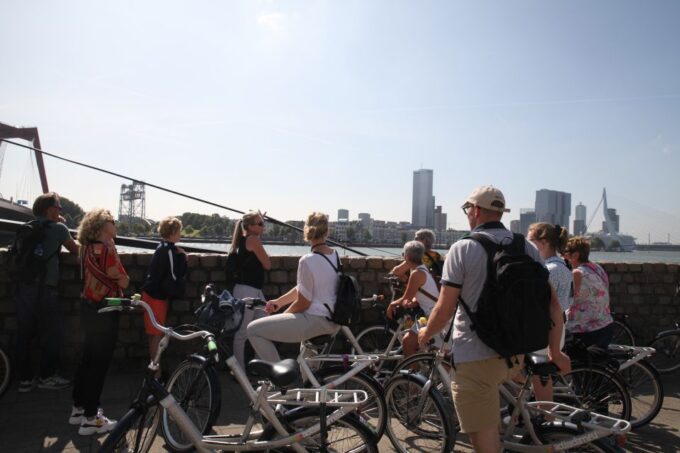 Rotterdam Highlights 2.5-Hour Bike Tour - Customer Reviews