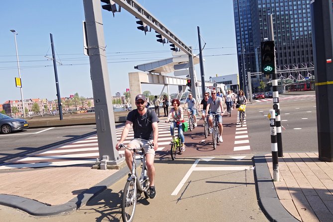 Rotterdam Highlights Bike Tour - Explore Rotterdam