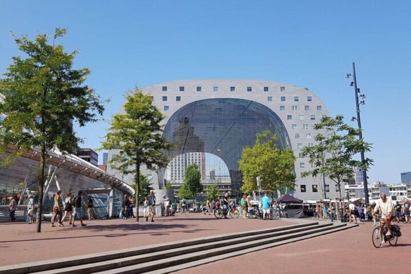 Rotterdam : Highlights Private Bike Tour - Meeting Point