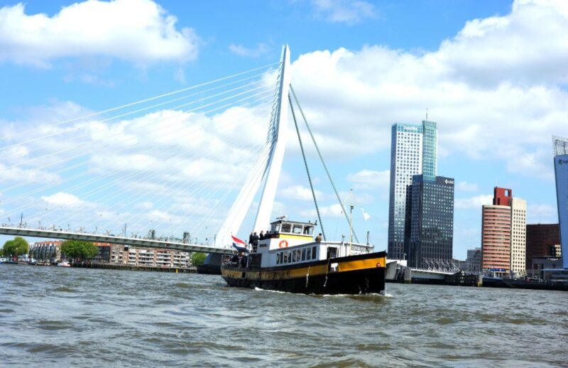 Rotterdam: Pub Cruise With Drinks and Bites - Included Offerings