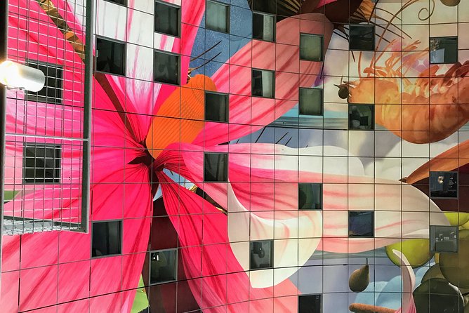 Rotterdam Travel to the Future Walking Tour - Complimentary Refreshments and Insider Access