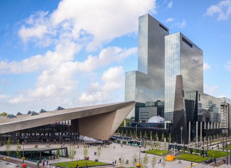 Rotterdam: Walking Tour With Audio Guide on App - Tour Features