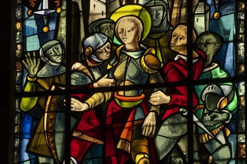 Rouen: Audio Guided City and Joan of Arc Tour - Audio Guide Features