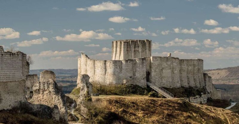 Rouen: Castles and Abbeys Private Full-Day Tour - Just The Basics