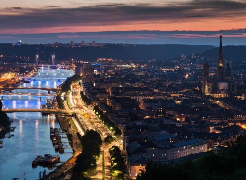 Rouen: Christmas Markets Festive Digital Game - Festive Atmosphere and Magic