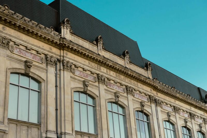 Rouen Reverie: Exclusive Private Guided Walking Tour - Rouen Cathedral and Old Town