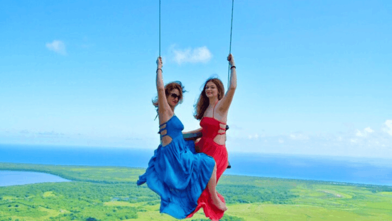 Round Mountain and Emerald Coast, Tropical Beauties - Reservation Details