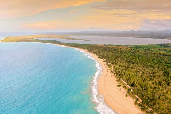 Round Mountain and Esmeralda Beach Tour From Punta Cana - Typical Dominican Lunch