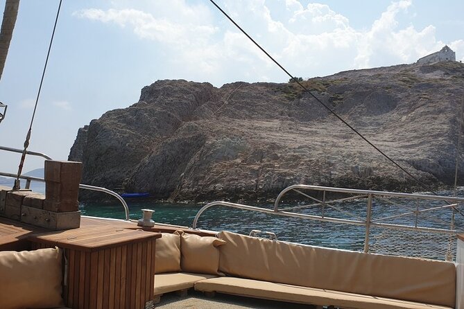 Round of Antiparos & Despotiko With Traditional Boat - Customer Feedback