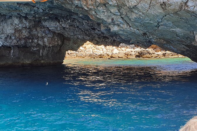 Round of Antiparos & Despotiko With Traditional Boat - Departure Point and Start Time