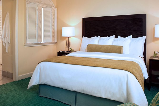 Round Trip Airport (Lpia) to Baha Mar, Melia, West Bay St, Cable Beach, Breezes - Accessibility and Participation