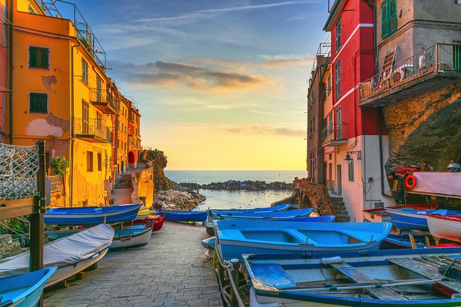 Round Trip Cinqueterre Shore Excursion From Livorno Port - Transportation Details