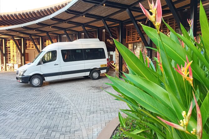 Round Trip Liberia Airport Guanacaste, Arenal La Fortuna - Vehicle Features and Comfort