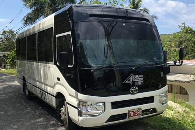 Round Trip Montego Bay Airport Taxi - Grand Palladium - Travel Experience