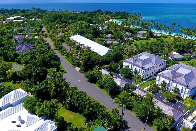 Round Trip Private Airport To Hotel Transfer in Nassau - Company Background