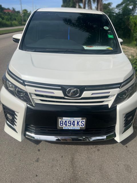 Round Trip Private Transfer to Runaway Bay Area - Key Points