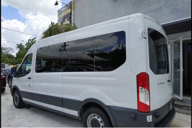 Round Trip Transfer (Cancun Area) - Pickup and Drop-off Details