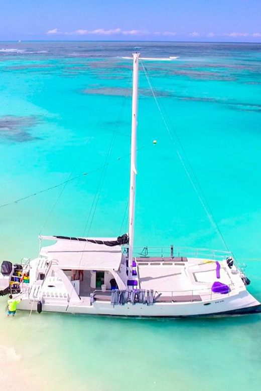 Round-Trip Transportation Professional Guide - Catamaran Cruise
