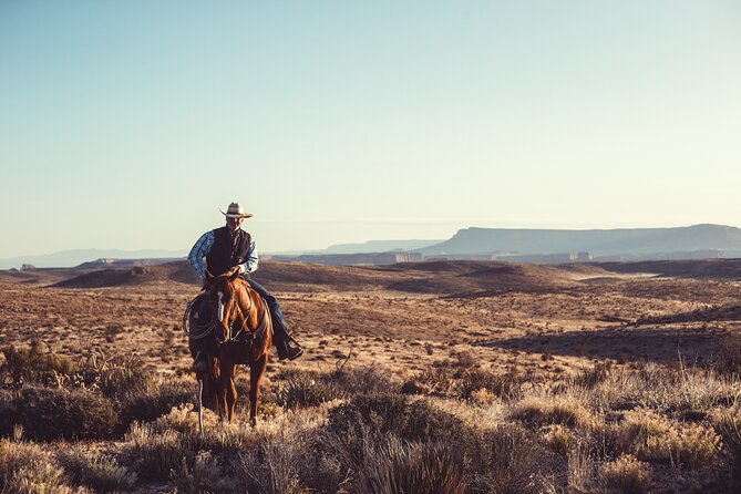 Round-Up Ride: Horseback Ride JUST 5 MILES From Grand Canyon West - Key Points