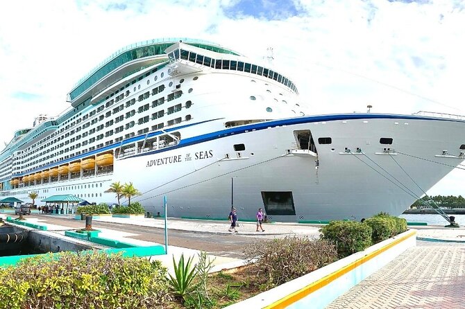 Roundtrip Beach Shuttle From Nassau Cruise Terminal - Shuttle Inclusions