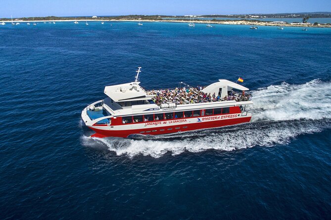 Roundtrip Ferry Transfer to La Graciosa With Free Wifi - Overview of the Experience