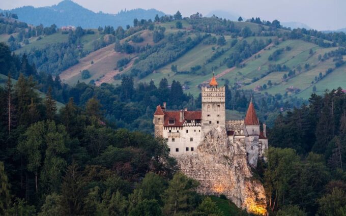 Roundtrip From Bucharest to Brașov: Chauffeur-Driven Tour - Important Information