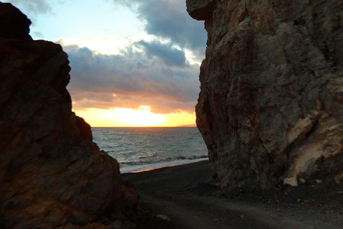Roundtrip Minivan Transfer to Therma Natural Spa Beach - Cancelation and Refunds