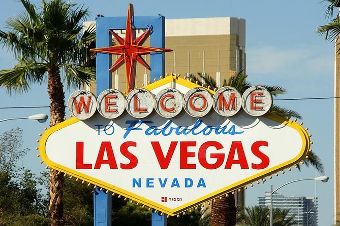 Roundtrip Private Transfer Las Vegas by Luxury SUV Cadillac Escalade up to 5 Pax - Group Size Pricing