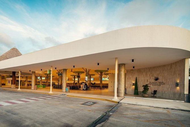 Roundtrip Private Transfers From Punta Cana Airport (Puj) - In-Car Amenities Provided