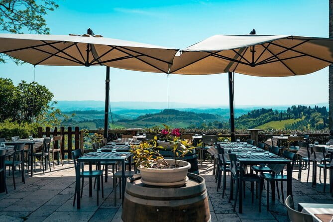 Routes of Tuscan Taste Tour in San Gimignano Monteriggioni - Accessibility