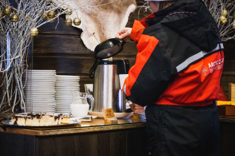 Rovaniemi: Arctic Circle Highlights by Snowmobile - Snowmobile Adventure