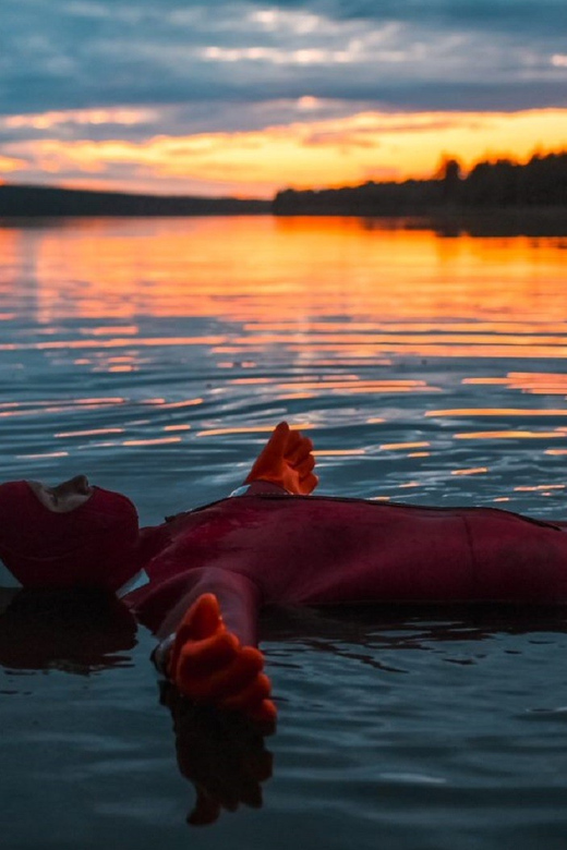 Rovaniemi: Aurora Borealis Autumn Lake Floating Experience - Participant Information