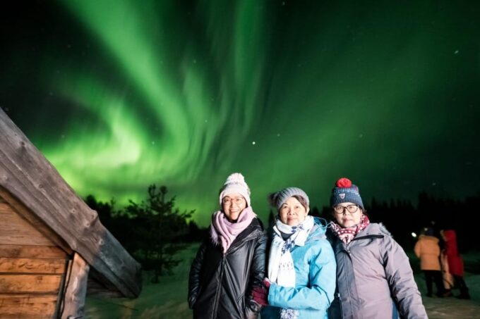 Rovaniemi: Aurora Hunting Photography Tour With Barbeque - What to Expect